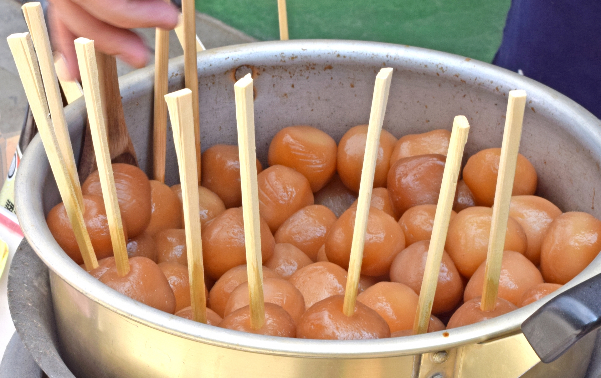 山寺の門前で味わえる力こんにゃく